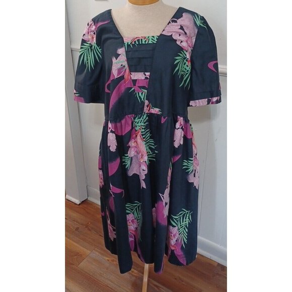 Dresses & Skirts - Vintage Women Black Casual Dress Size 18 Hawaiian Floral Print Altogether Fashio